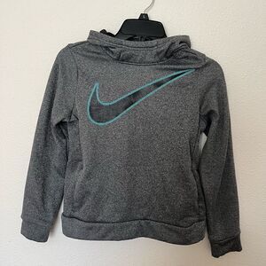 Nike Hoodie Girls' Graphic Training Pullover Hoodie size M